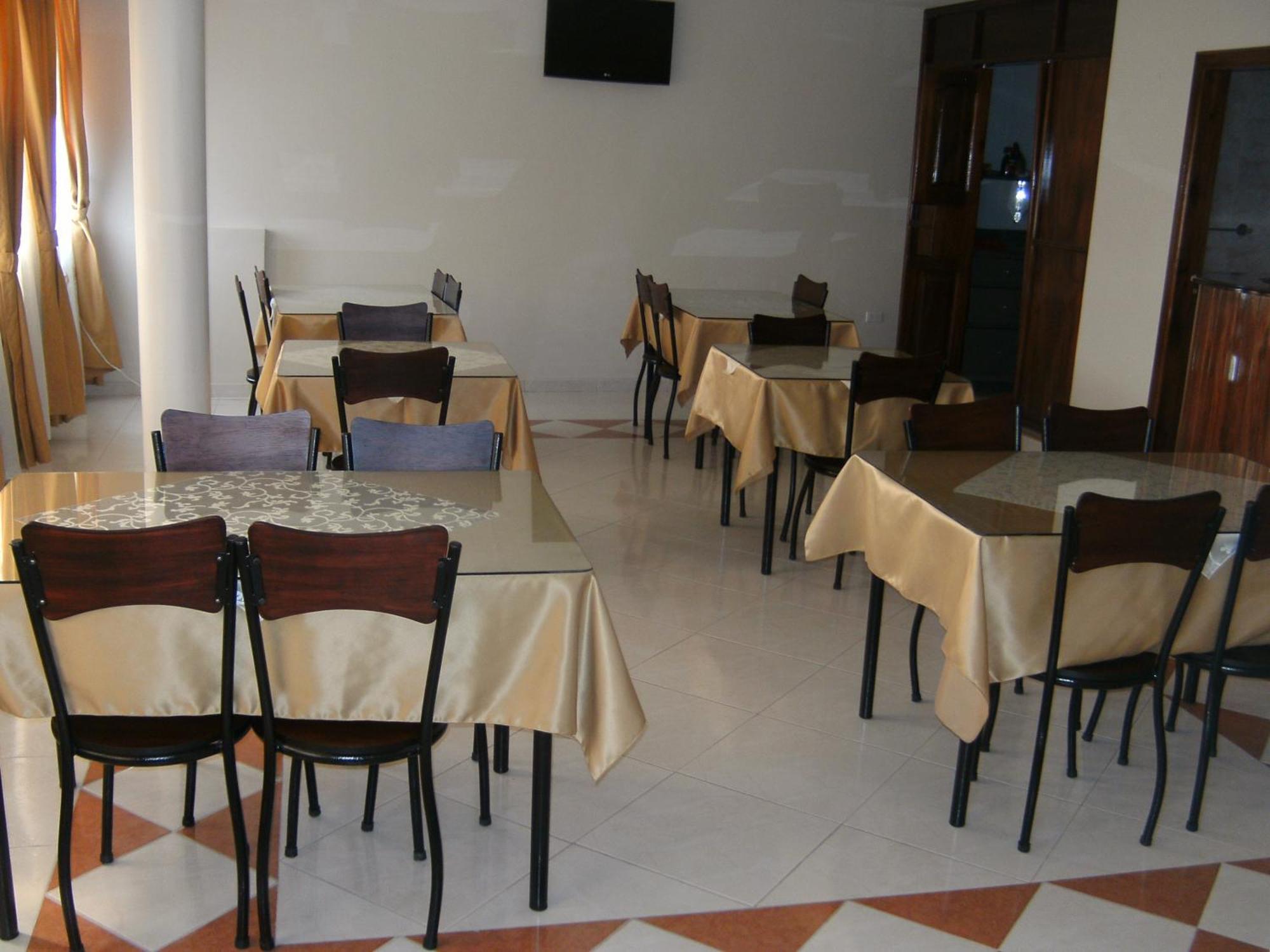 Hostal Fevilamir Ibarra Ngoại thất bức ảnh